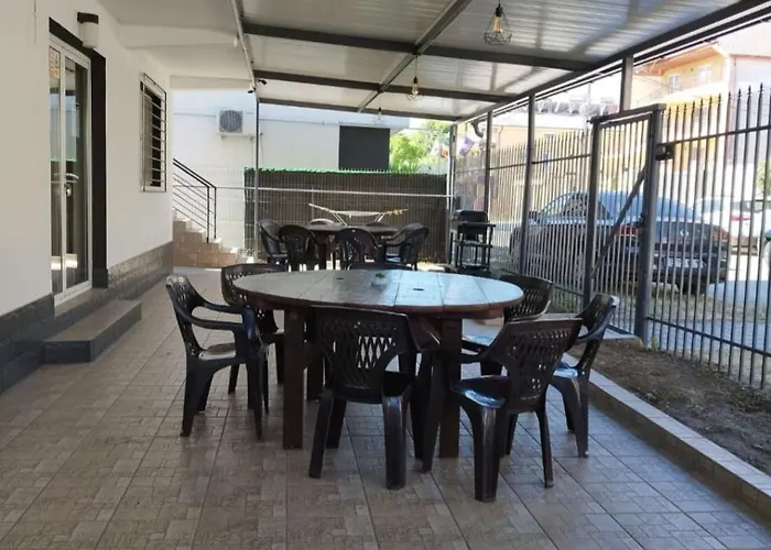 Apartment Casa Popa *